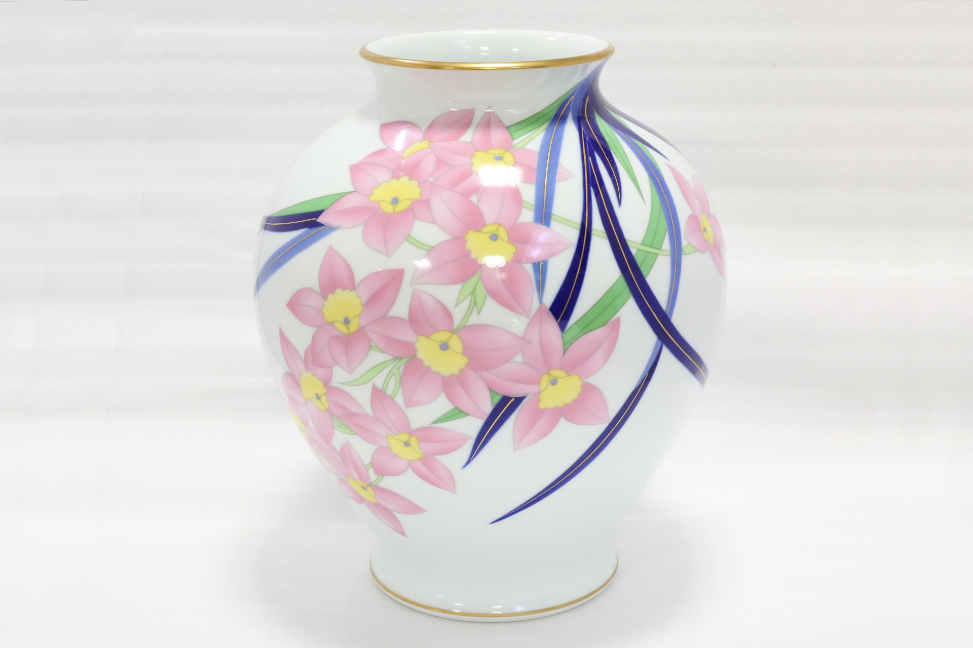 香蘭社 花瓶 [2Z-2266] | サークルワン商品情報