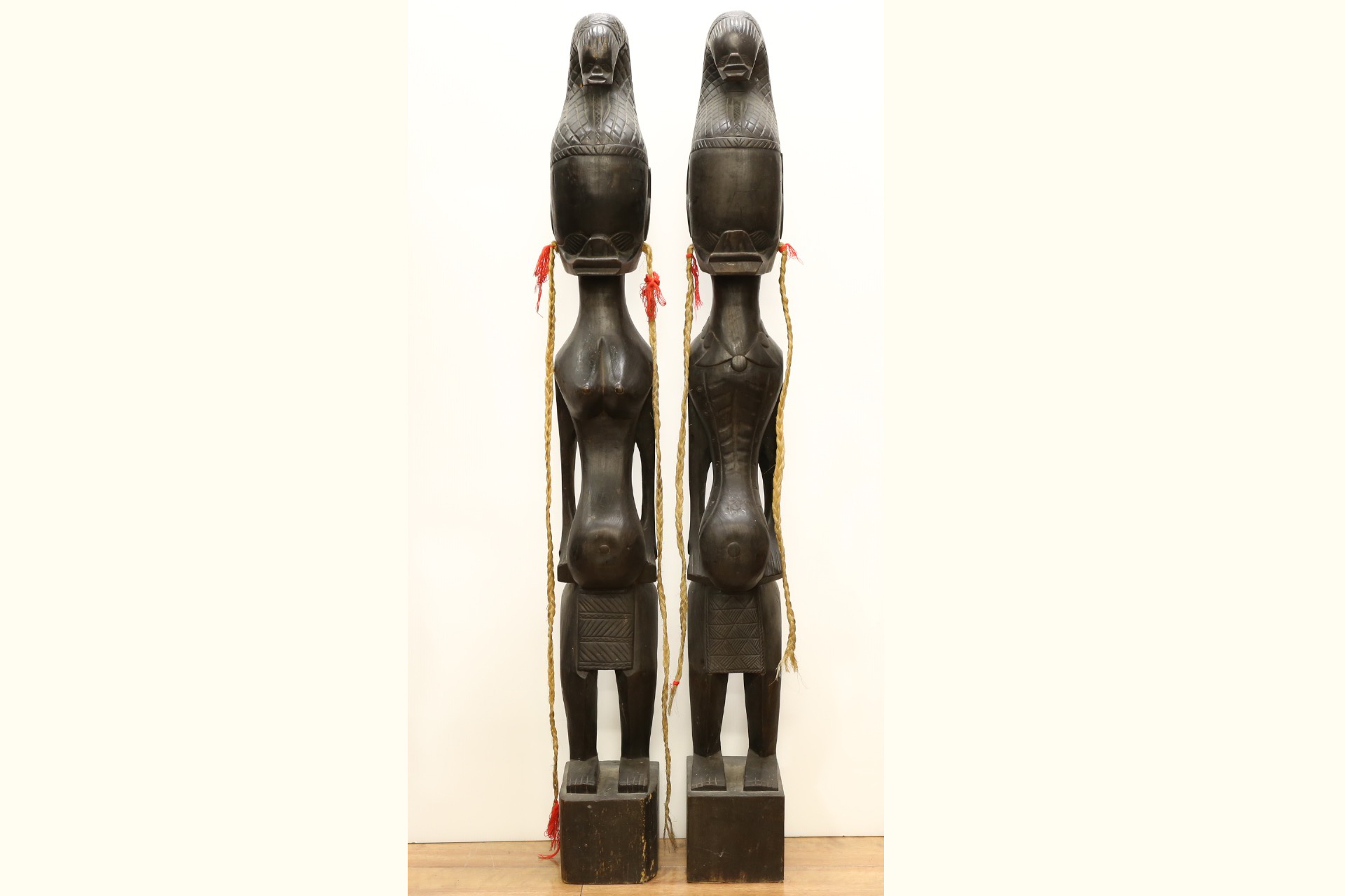 アフリカの民族人形　２体 [3K-1507]