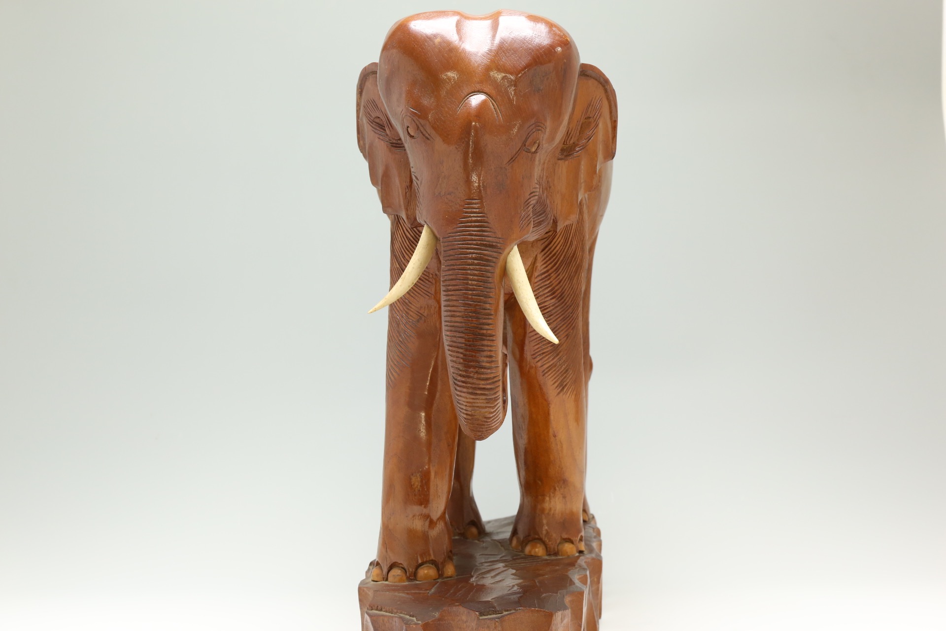木彫りのアフリカゾウ [3K-1553]2