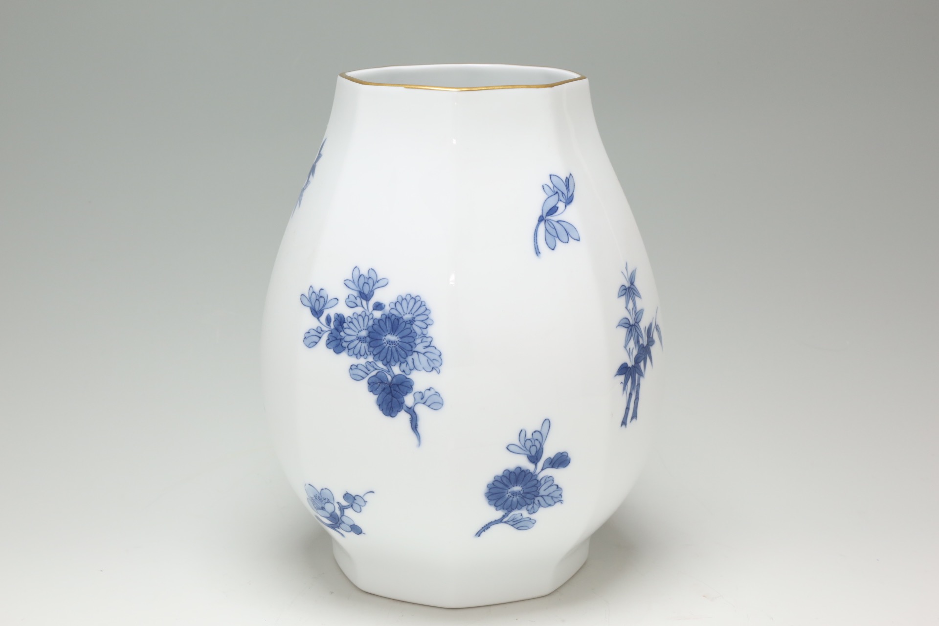 大倉陶器　８角形の花瓶