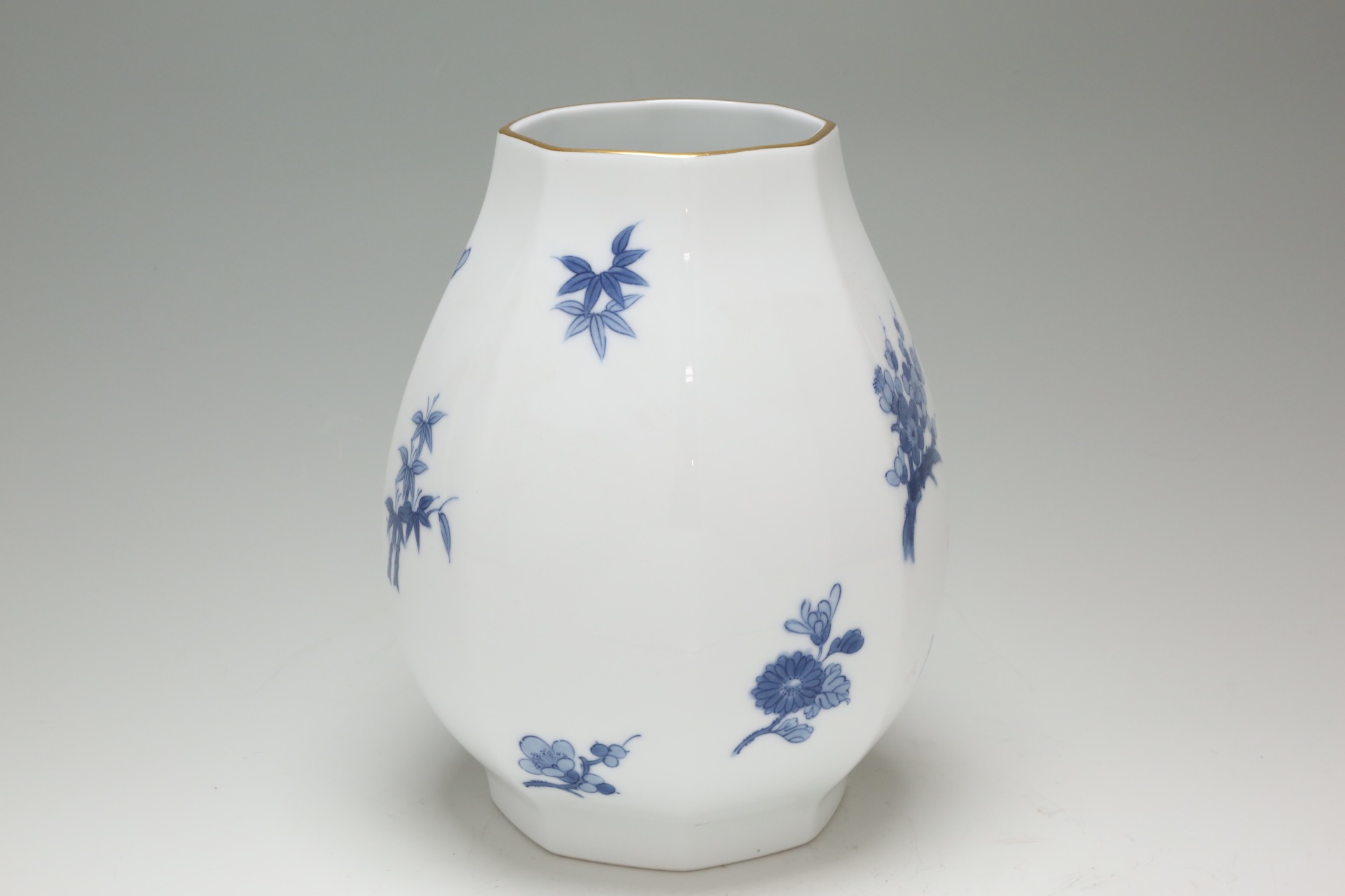 大倉陶器　８角形の花瓶3