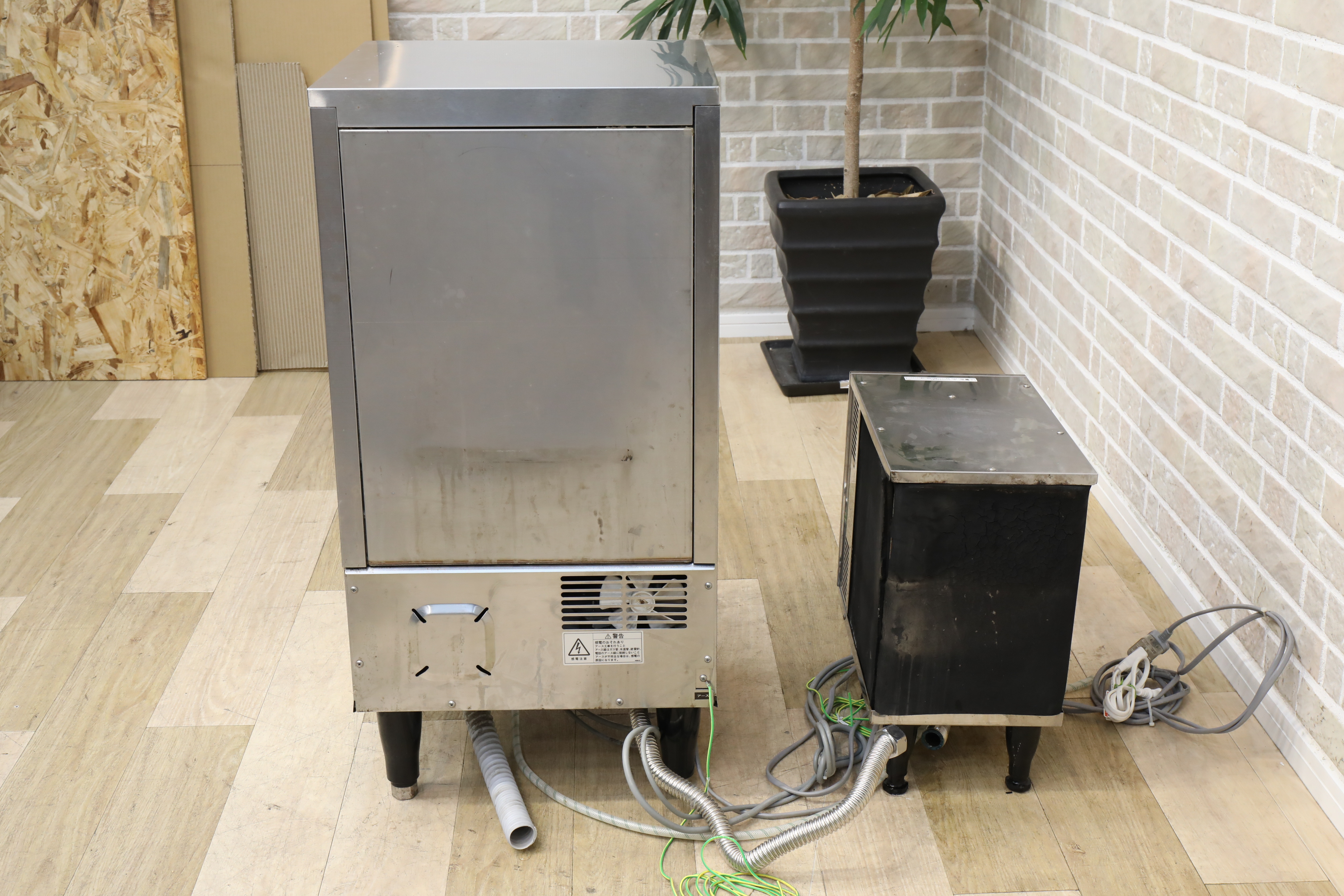 【D0743】ホシザキ 業務用食器洗浄機 JW-300TF ブースター付き BT-1F2