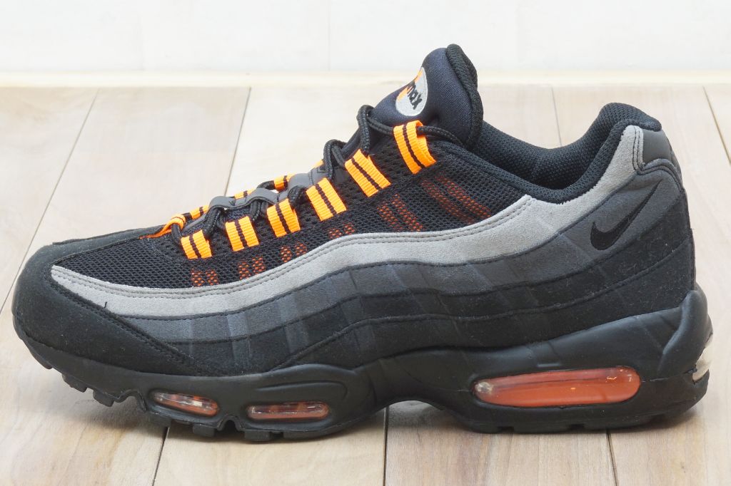 NIKE AIRMAX 953