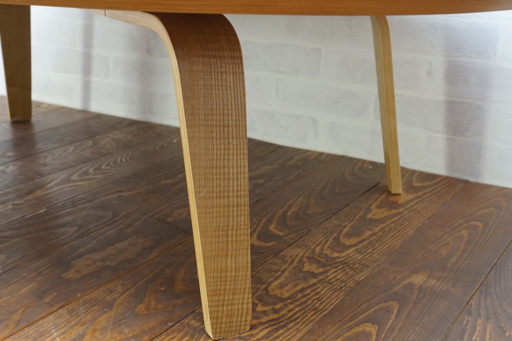 無印良品　座テーブル　タモ材　積層合板3
