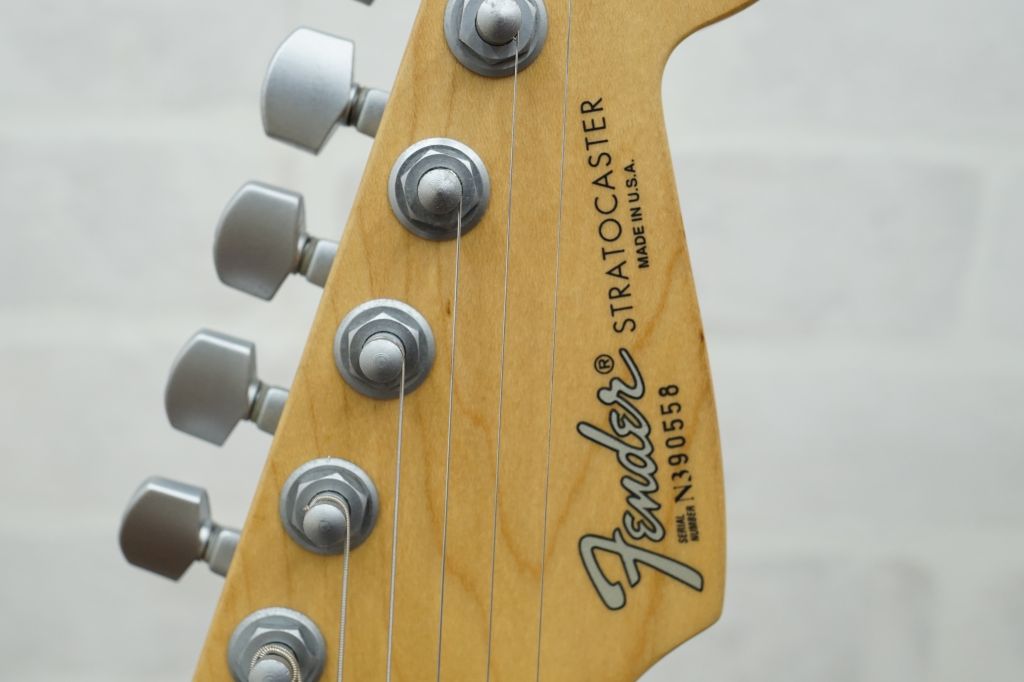Fender USA ストラトキャスター3