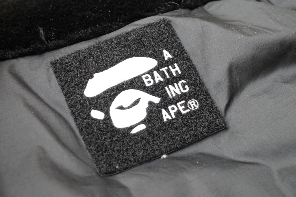 A BATHING APE フェイクファーダウンジャケット3