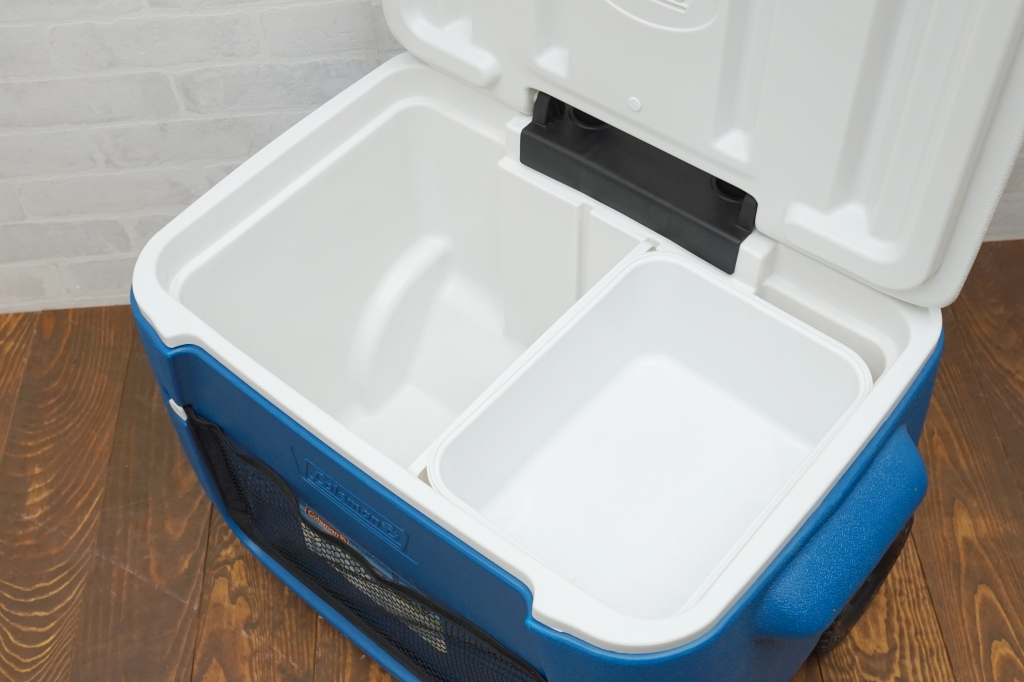 coleman ホイール付クーラーボックス　50QT3