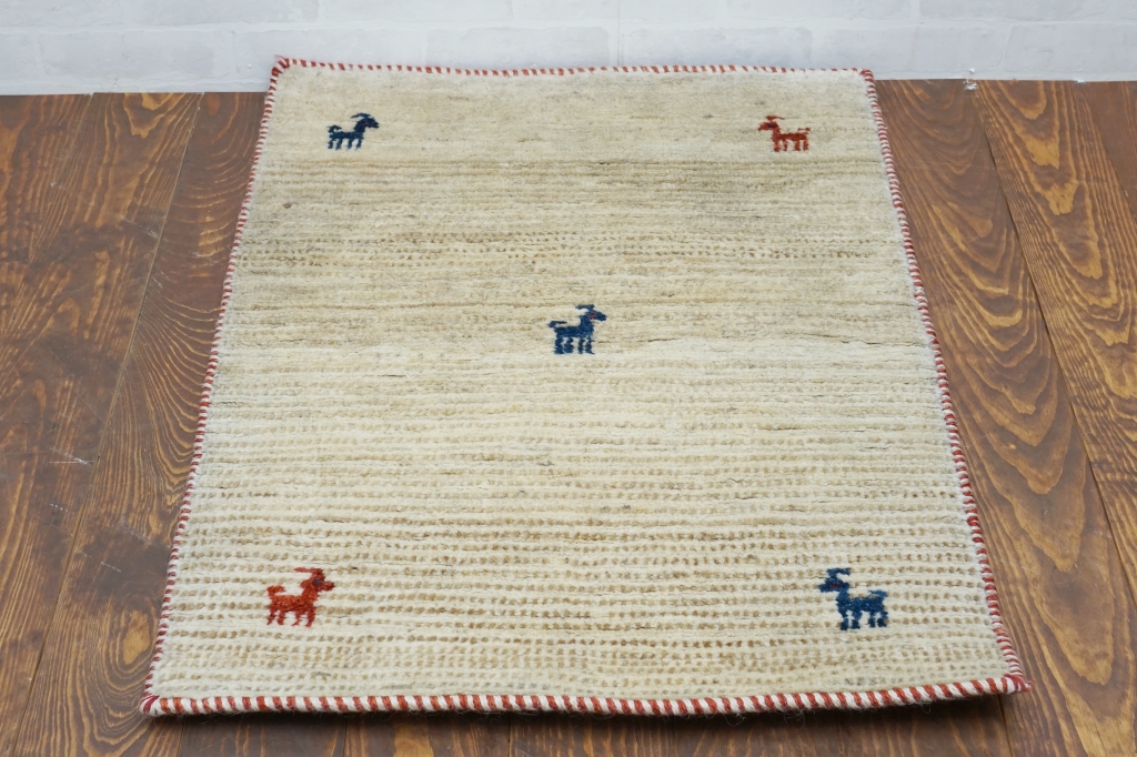 ギャッベ　手織り絨毯2