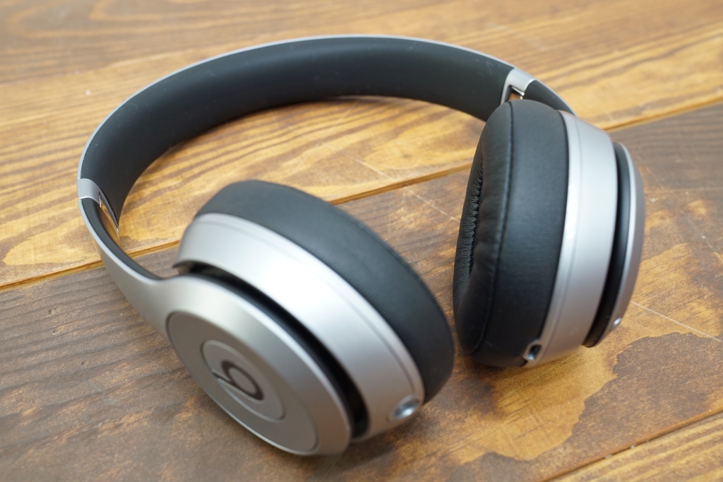 beats ヘッドフォン　solo2 wireless