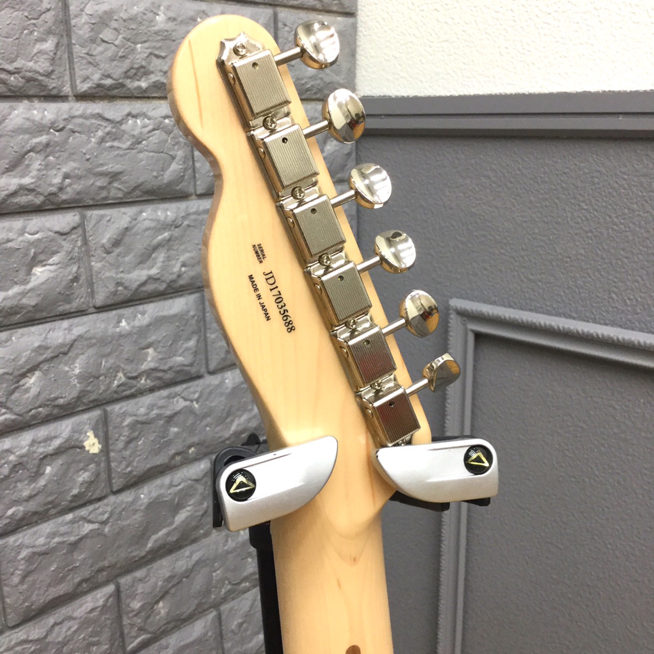 Fender Japan Traditional ’70s Telecaster Thinline4