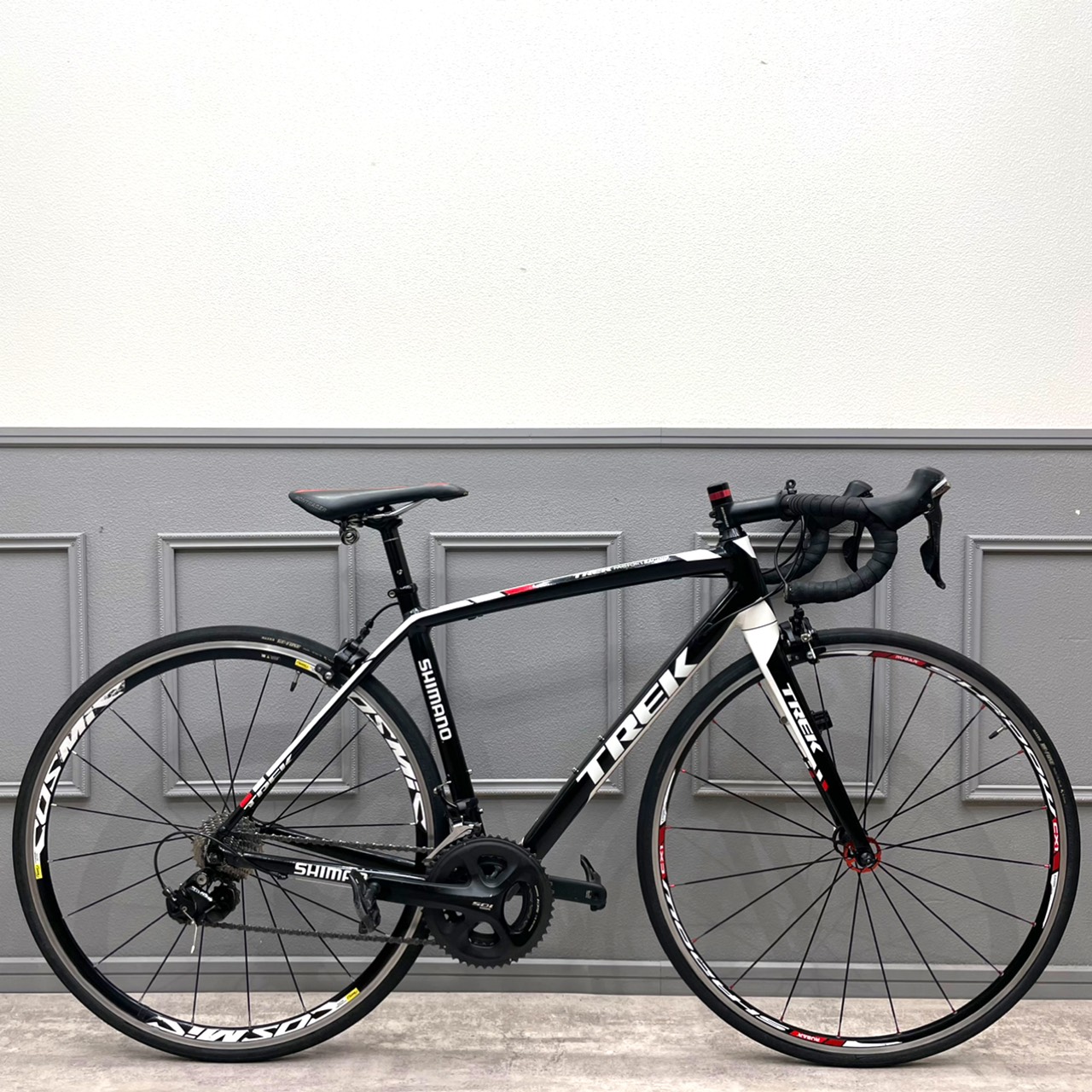 TREK MADONE2.1　2015年モデル